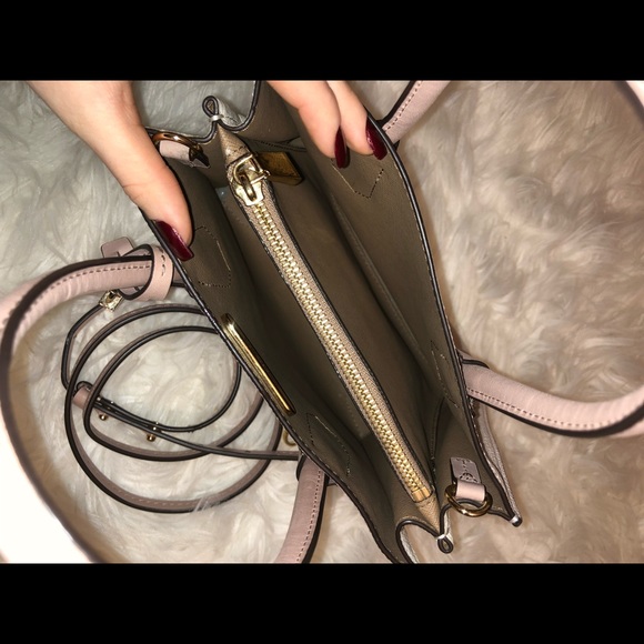 Micheal Kors Mini Hand Tote - Picture 6 of 8